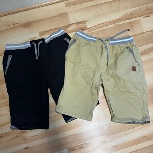 2 pairs of Men's casual beach shorts